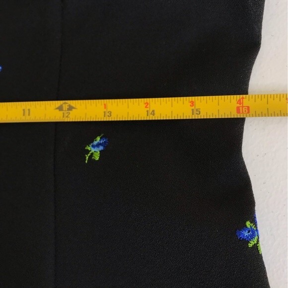 Vintage XOXO Dresses Black Sleeveless Blue Embroidered Floral Y2K Dress Size 11 - Picture 6 of 9